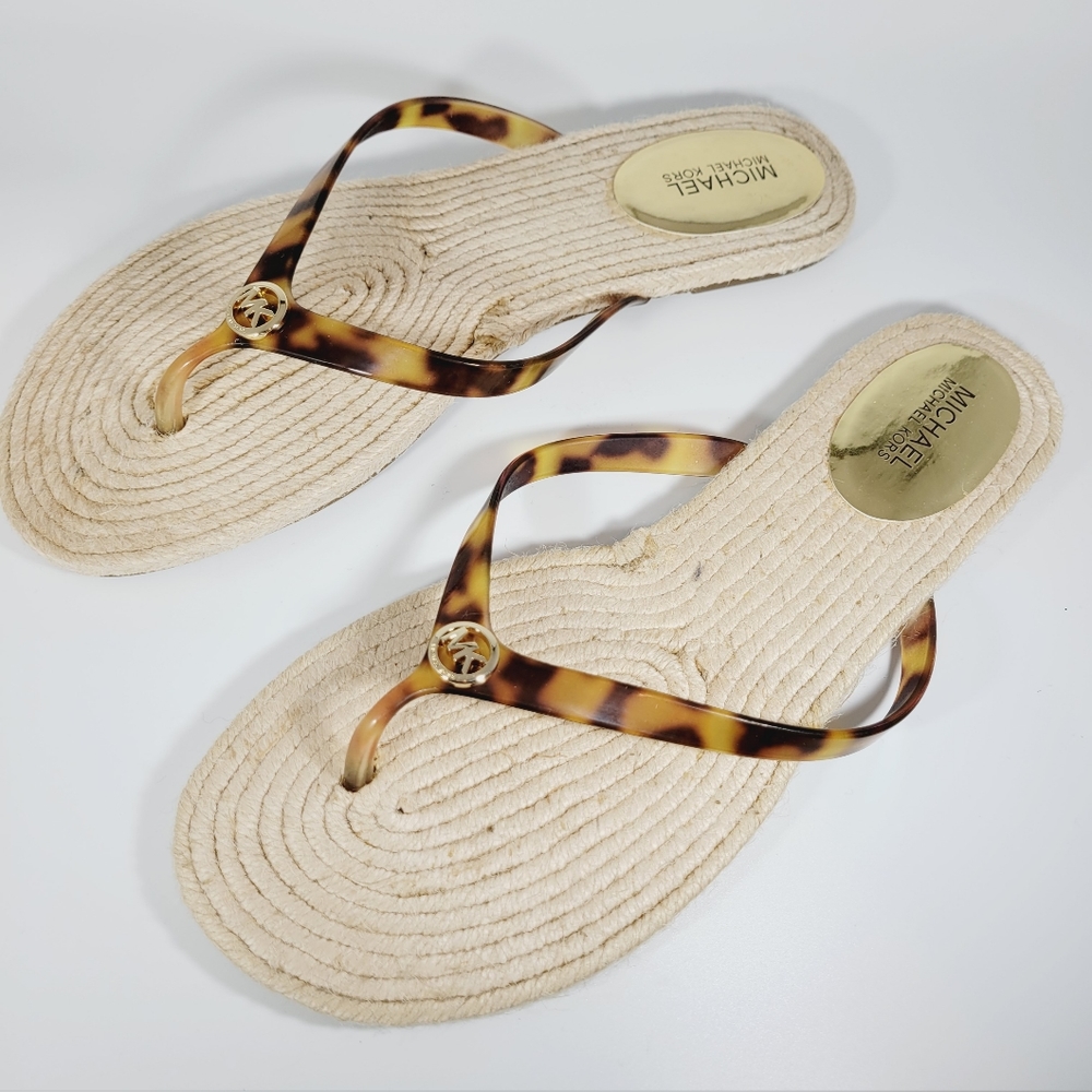 NWOT-🤎💛Michael Kors-Jute & Hazel Jelly Thong-Gold Monogram Sandals Size 8